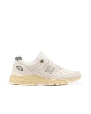 991