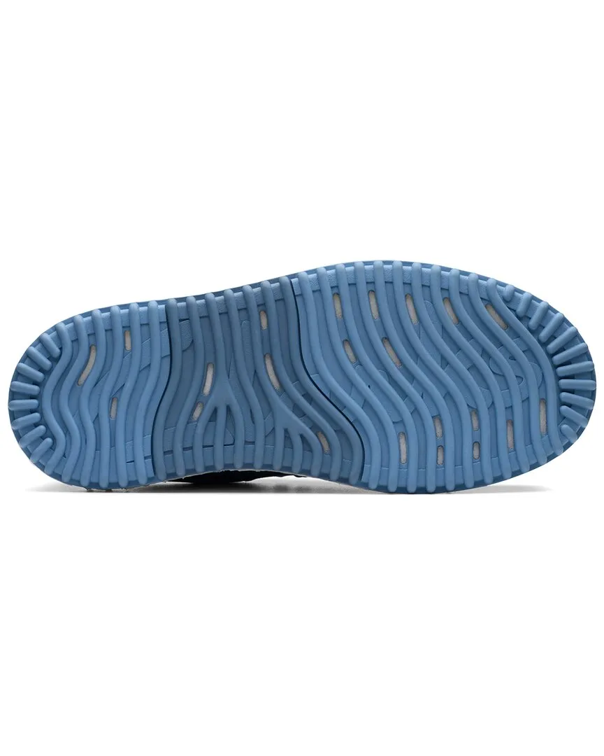 Clarks Torlite Lo Suede Shoe