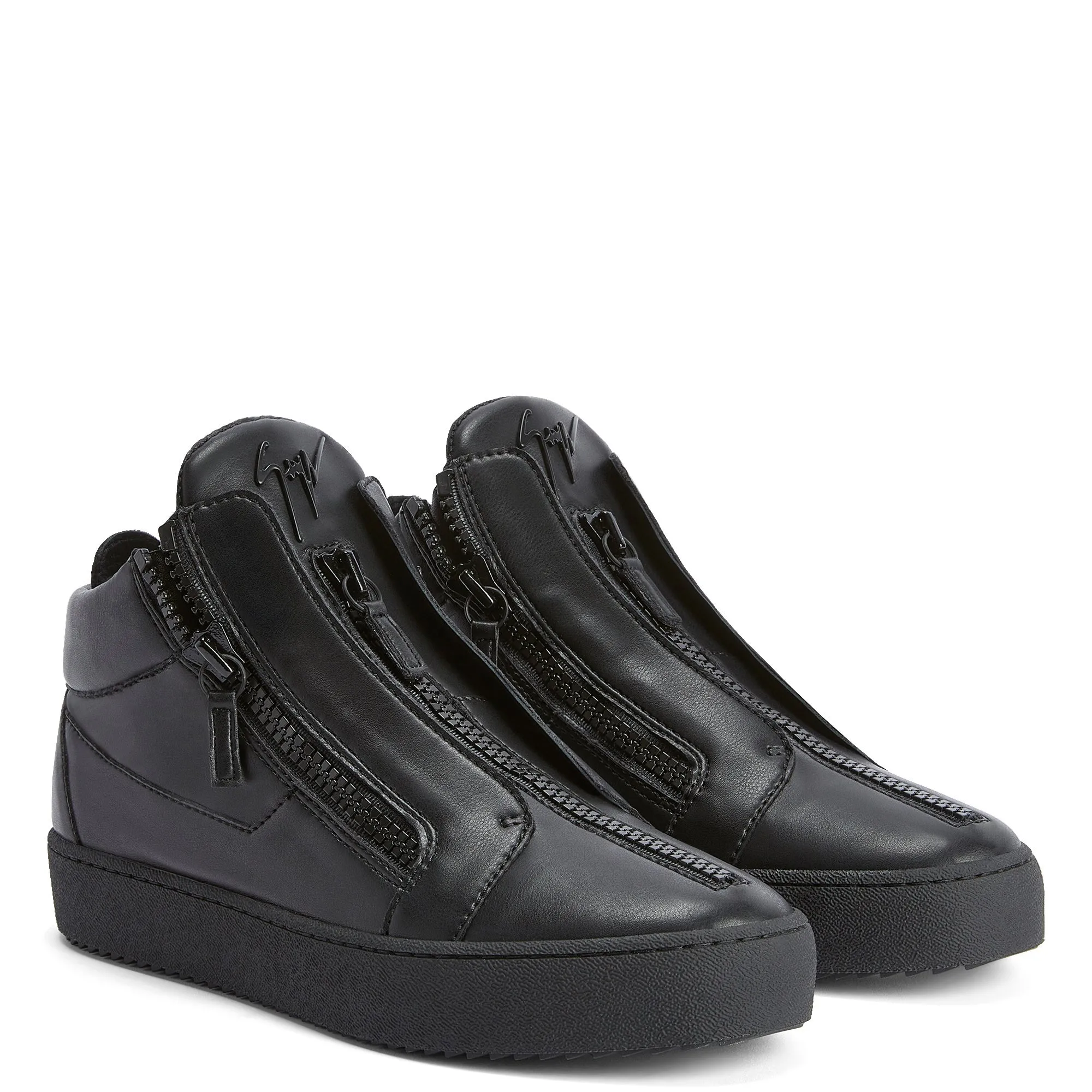 Giuseppe Zanotti Bhonny