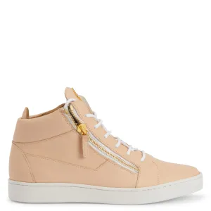Giuseppe Zanotti Kriss