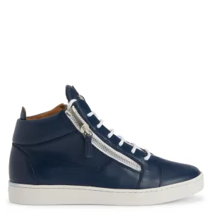 Giuseppe Zanotti Kriss