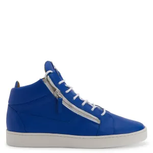 Giuseppe Zanotti Kriss