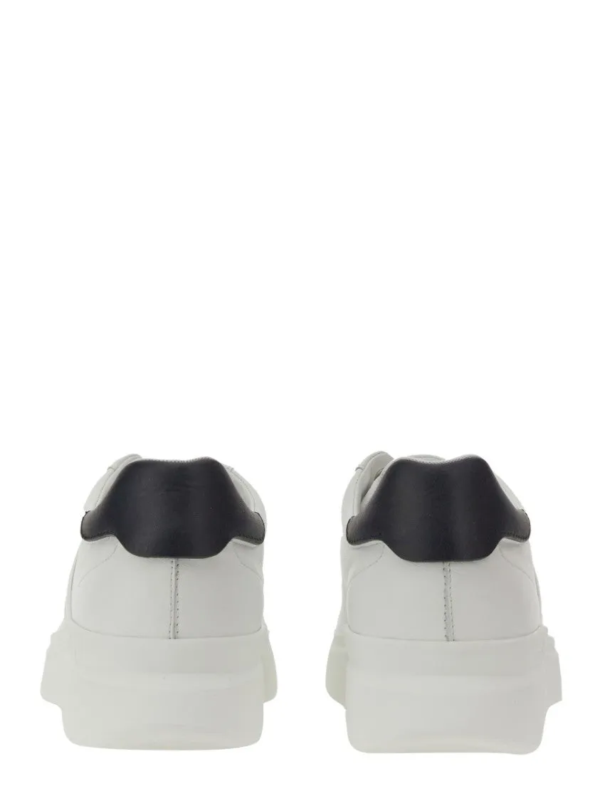 H580" Sneaker