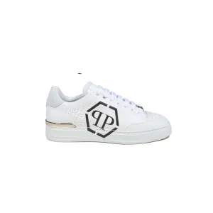 Hexagon Lo-Top Sneakers In White Leather