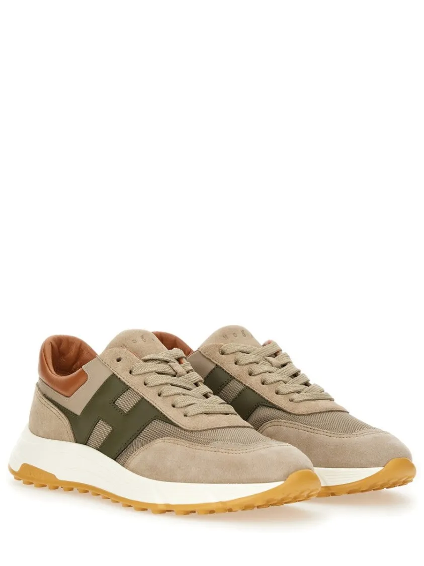 Hyperlight" Sneaker