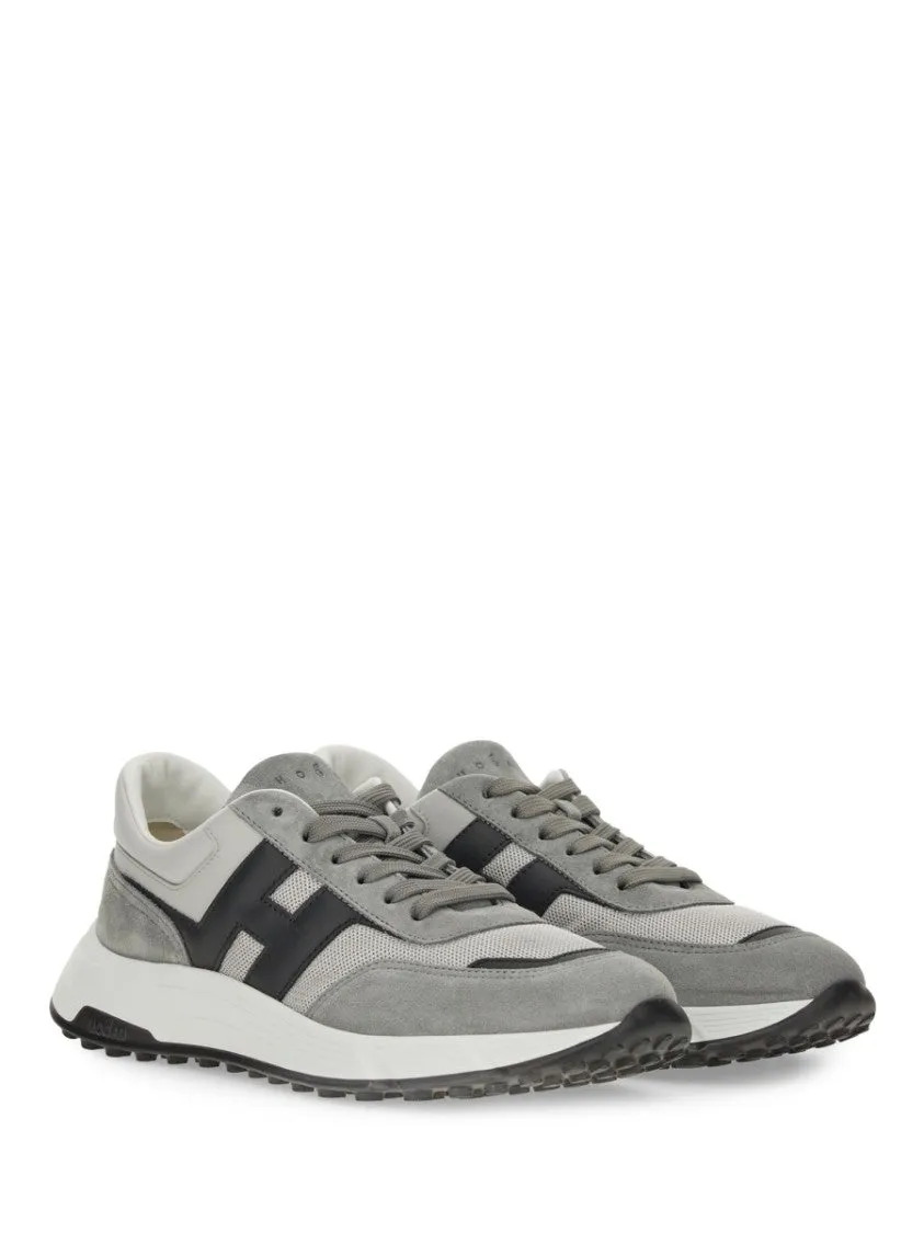 Hyperlight" Sneaker