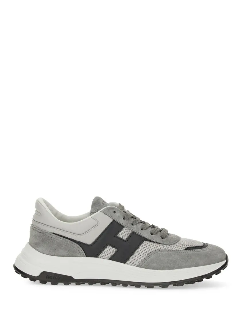 Hyperlight" Sneaker