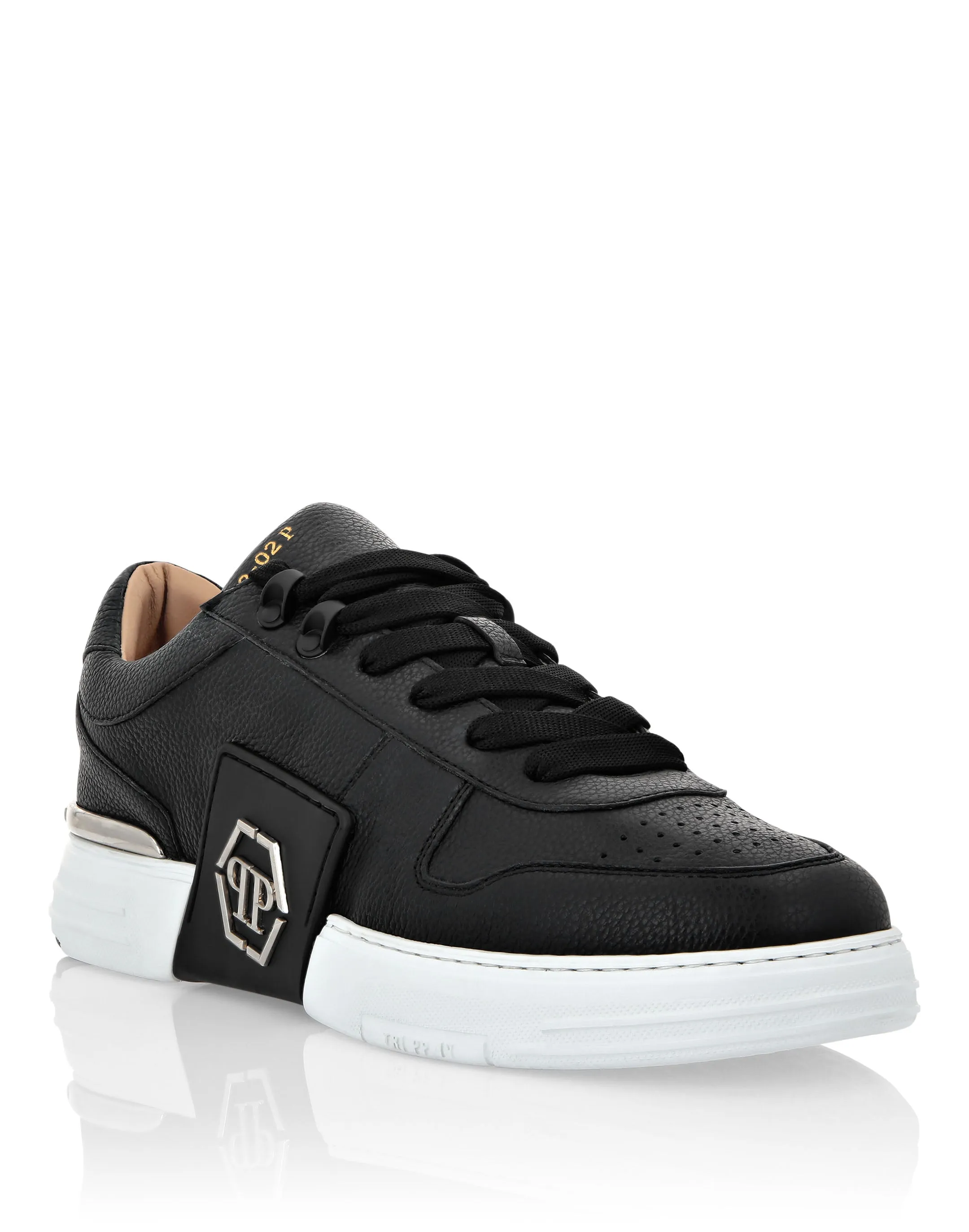 LO-TOP SNEAKERS PHANTOM KICK$ LEATHER Platinum HEXAGON