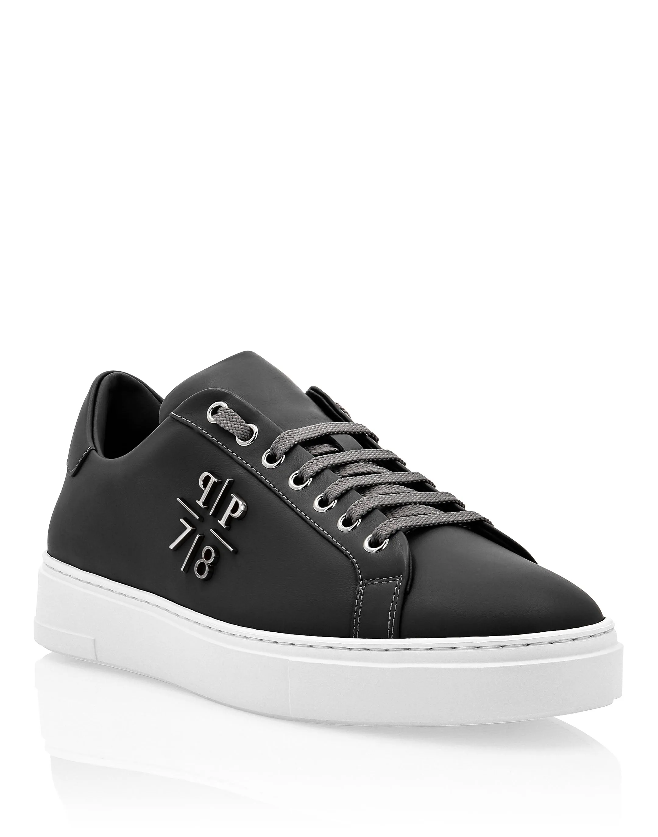 Lo-Top Sneakers PP1978