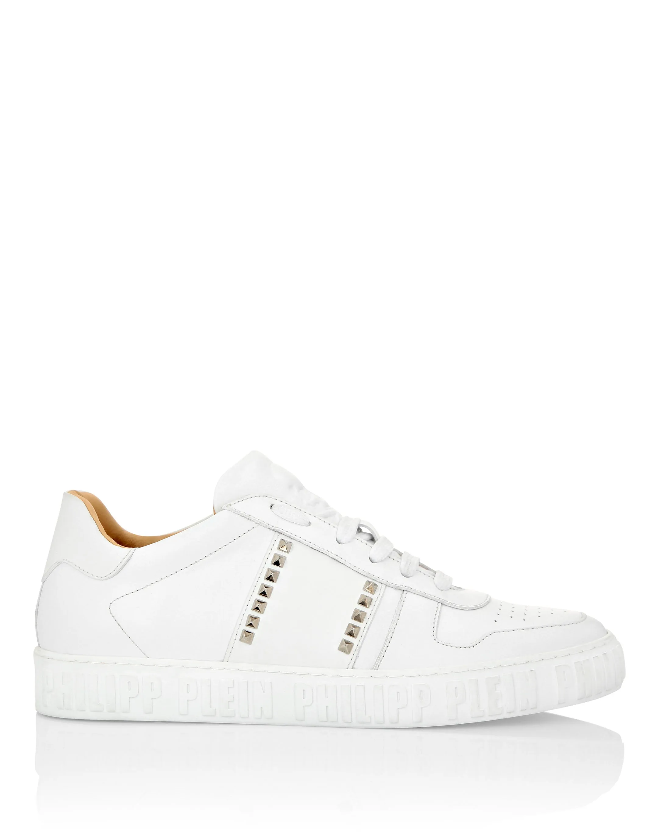 Lo-Top Sneakers Studs