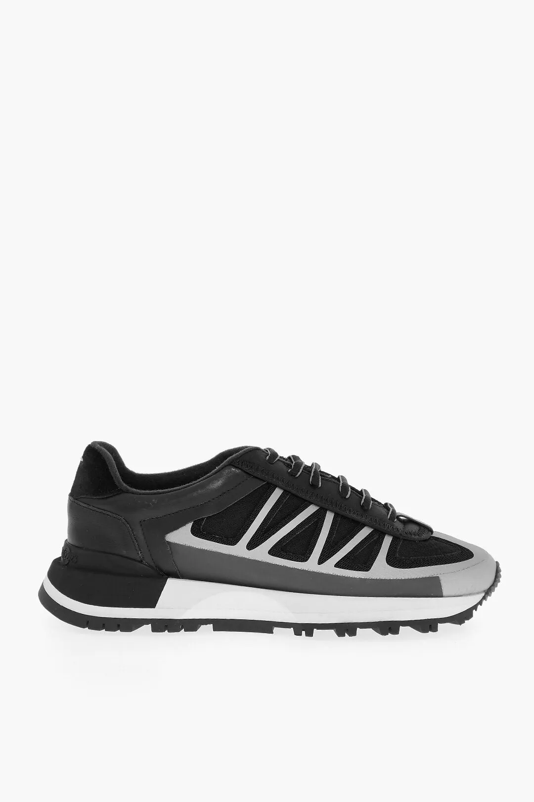 Maison Margiela Mm22 Low-Top Sneakers With Contrasting Details