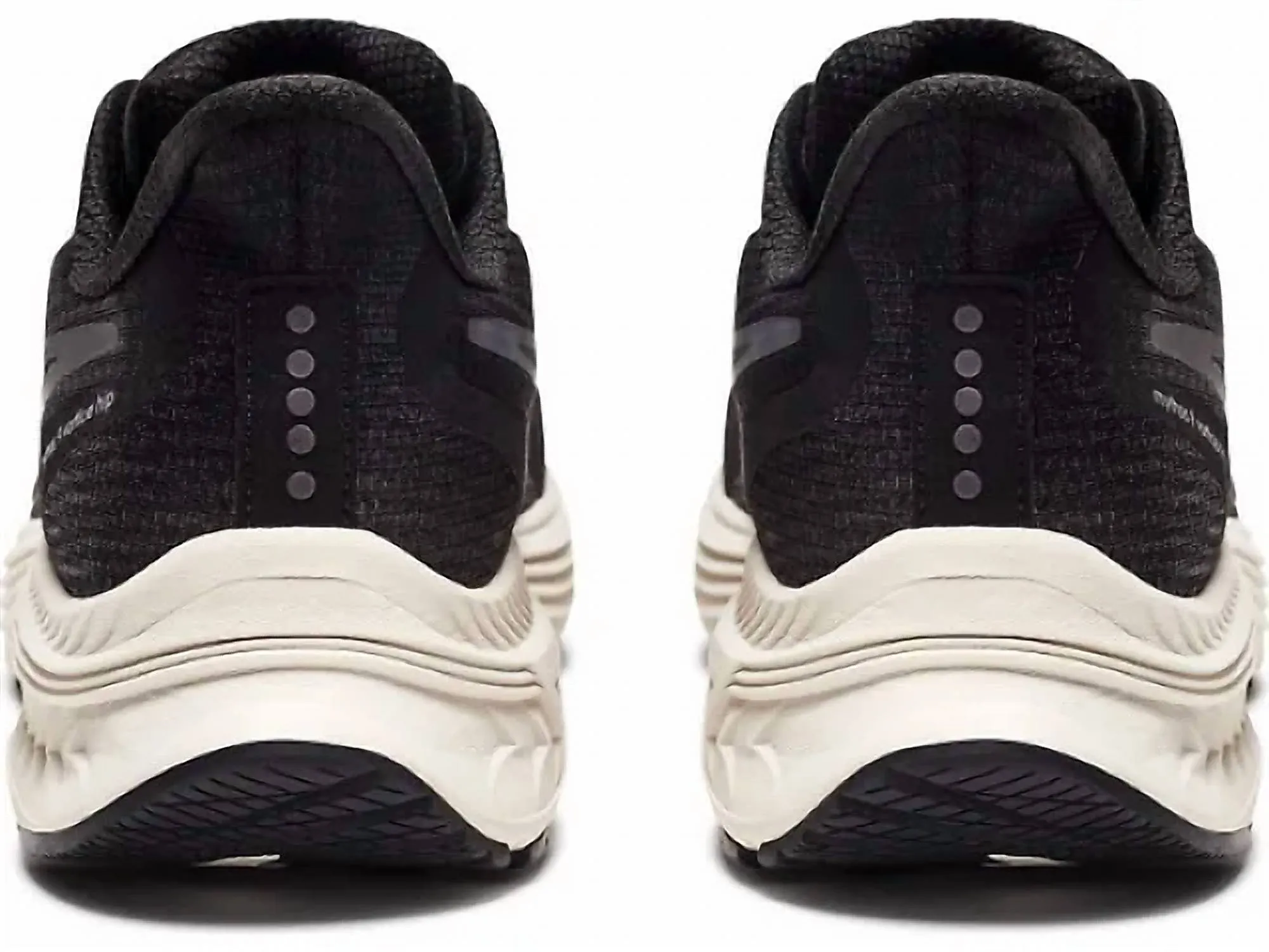 Men Mythos Blushield Vortice 9 Hip Running Shoes In Black/steel Gray
