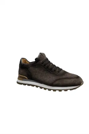 Men Runner Shoes In Brown