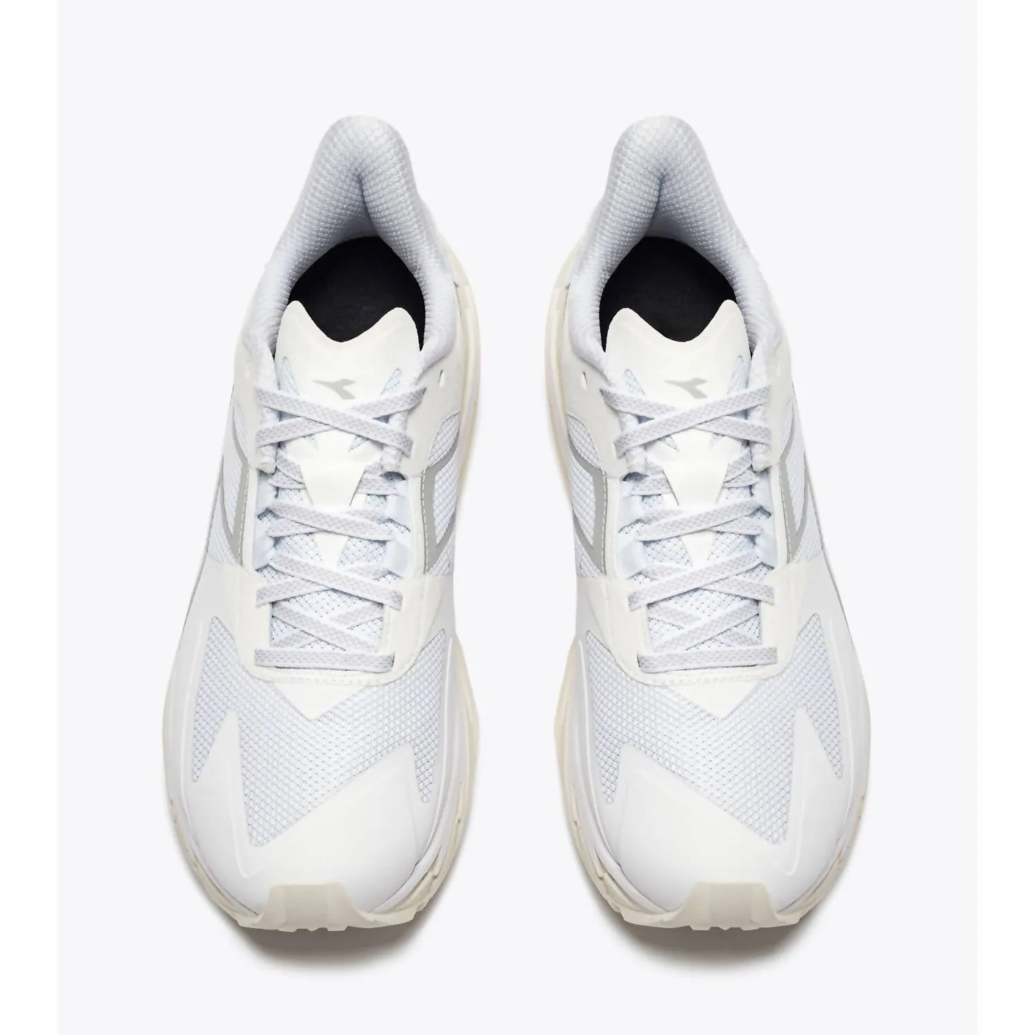 Men's Equipe Sestriere Xt Sneaker In White/silver