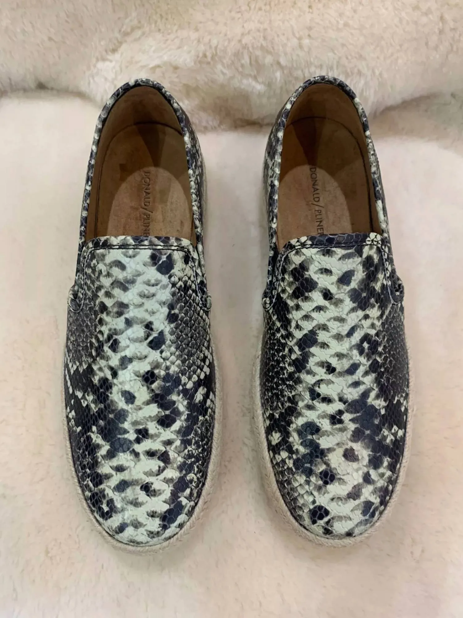 Men's Grayson Slip On Sneaker In Sand Python Print