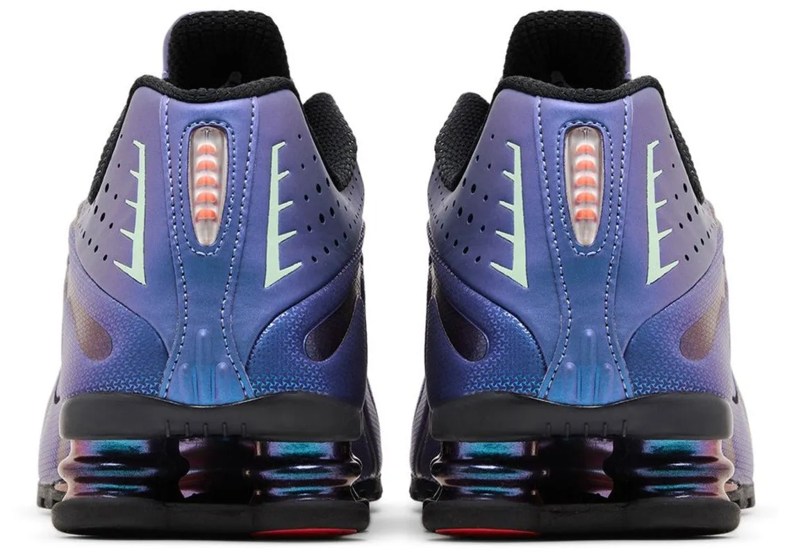 Nike Shox R4 Iridescent