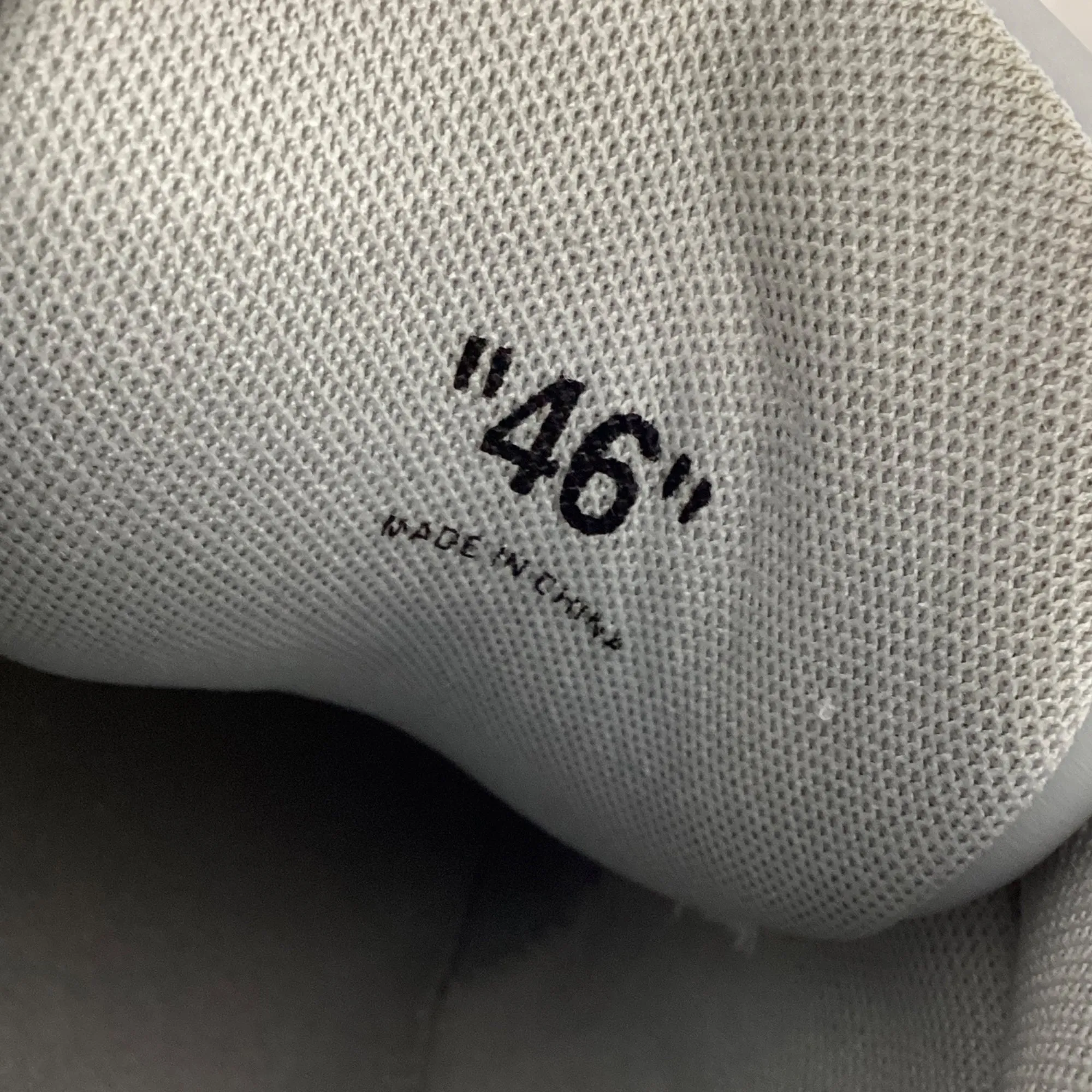 Off-White Out Of Office Sneakers in Grey Leather