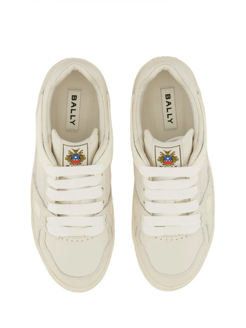 Ronnie" Sneaker